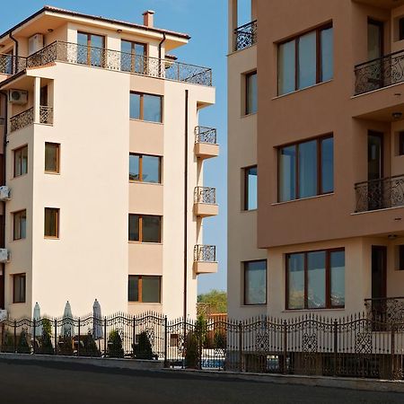Stanny Court Aparthotel Nesebar Exterior foto