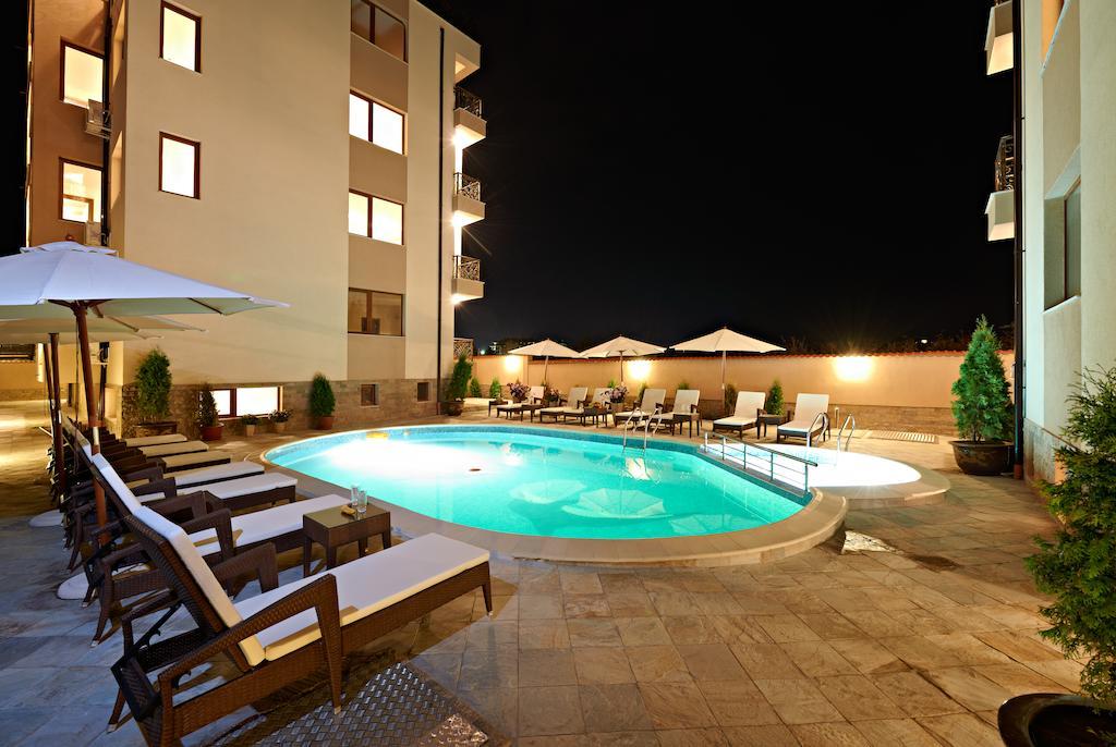 Stanny Court Aparthotel Nesebar Habitación foto