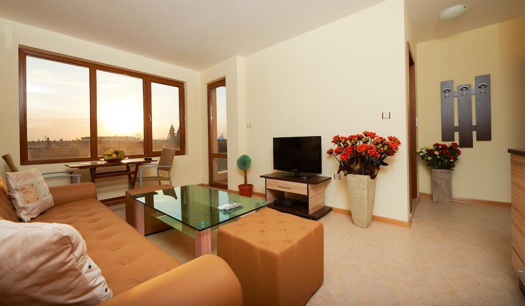 Stanny Court Aparthotel Nesebar Habitación foto