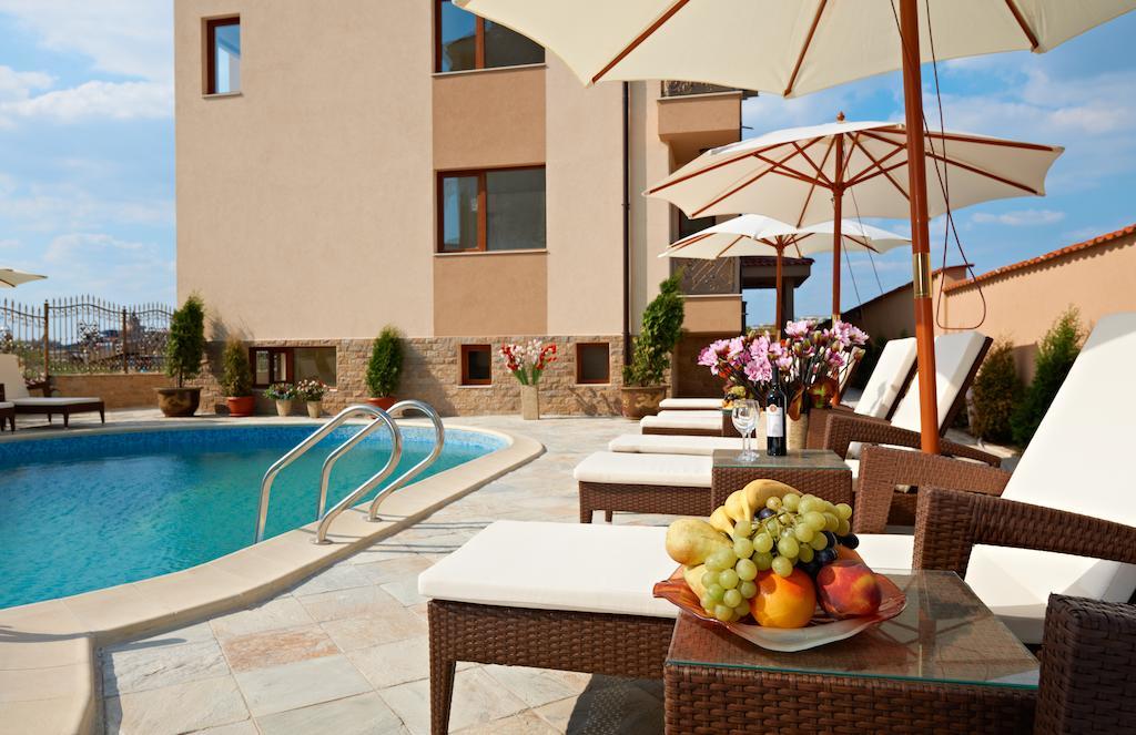 Stanny Court Aparthotel Nesebar Habitación foto