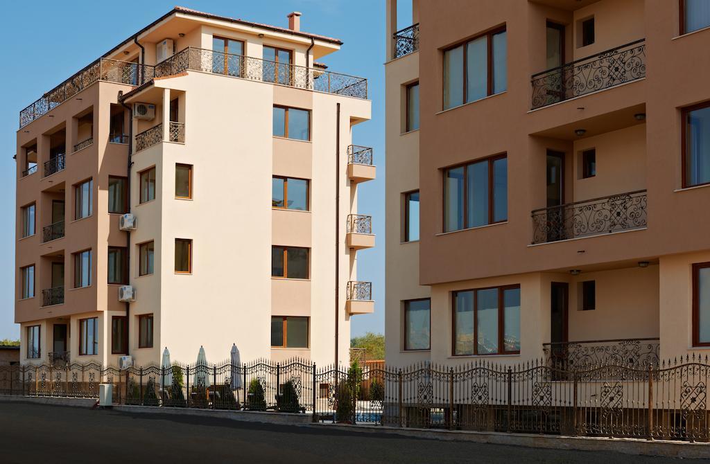 Stanny Court Aparthotel Nesebar Exterior foto